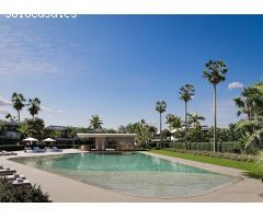 Apartamento moderno de 2 dormitorios con vistas al mar en Casares Costa.