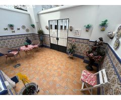 MAGNIFICA CASA INDEPENDIENTE EN ZONA CENTRO (PLAZA LAS INFANTAS)