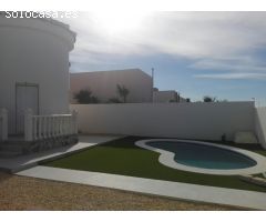 Precioso nuevo construir estilo mediterráneo 3 dormitorios chalet independiente con piscina privada 