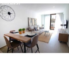 Preciosos bungalows de 3 dormitorios, 2 baños de nueva construcción en planta baja y 1a planta con p