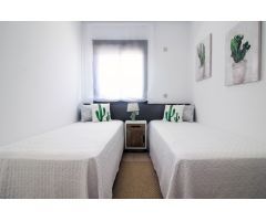 Preciosos bungalows de 3 dormitorios, 2 baños de nueva construcción en planta baja y 1a planta con p