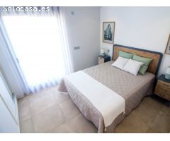 Preciosos bungalows de 3 dormitorios, 2 baños de nueva construcción en planta baja y 1a planta con p