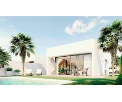Encantador Villa independiente de 3 dormitorios de nueva construcción con piscina privada a 500m del
