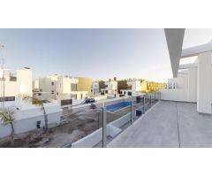 Atractivos apartamentos de 2 dormitorios de nueva construcción con piscina comunitaria y parking en 