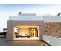 Impresionante villa independiente de 3 dormitorios de nueva construcción con piscina privada en Beni