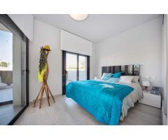 Atractivo apartamento de 3 dormitorios en segunda planta de nueva construcción con piscina comunitar