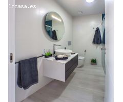 Impresionante apartamento ático moderno de 3 dormitorios de nueva construcción con piscina comunitar