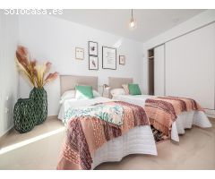 Precioso bungalow de 2 dormitorios en planta baja o planta alta con piscina comunitaria en La Finca 