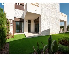 Atractivo bungalow de 3 dormitorios de nueva construcción con piscina comunitaria en La Finca golf, 