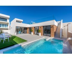 Elegante villa independiente de 3 dormitorios de nueva construcción con piscina privada en Benijofar