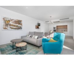 Elegante villa independiente de 3 dormitorios de nueva construcción con piscina privada en Benijofar