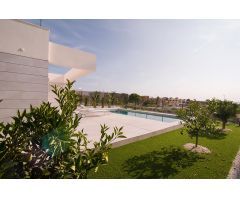 Atractivo chalet independiente de 3 dormitorios de nueva construcción con piscina privada en Los Mon