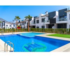 Precioso edificio nuevo bungalows en planta baja de 2 dormitorios con piscina comunitaria en Pilar d