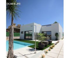 Increíble villa independiente moderna de 3 dormitorios de nueva construcción con piscina privada en 