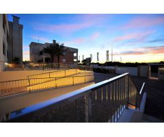 Asequible nueva construcción 1a o 2a planta 2 dormitorios apartamentos con piscina comunitaria en Gr