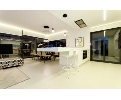Lujosas villas unifamiliares de 3/4 dormitorios de nueva construcción con piscina privada en San Mig