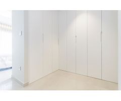 Fantástico chalet independiente de 3 dormitorios de nueva construcción construido en 2 niveles con p