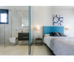 Fantástico chalet independiente de 3 dormitorios de nueva construcción construido en 2 niveles con p