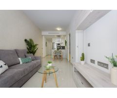 Moderno apartamento de 1 dormitorio de nueva construcción en el corazón de Torrevieja a 500m de la p