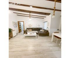 Chalet reformado con piscina y trastero
