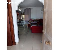 Piso con entrada independiente en planta baja elevada en zona centro de Chiclana