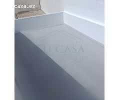 Amplio garaje con posibilidad de construir en la planta superior