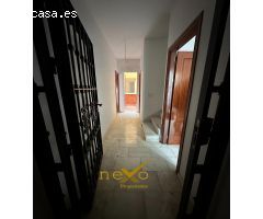 Casa en Venta en Lora del Río, Sevilla