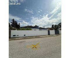 Chalet en Venta en Los Carmonas, Sevilla