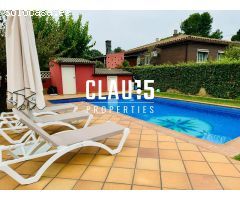 Casa de una sola planta en venta con piscina en Tordera
