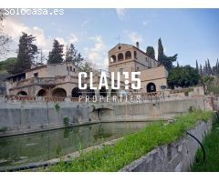 Conjunto de Masías en Venta en Sant Pol de Mar: Naturaleza, Historia y Exclusividad