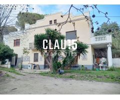 Conjunto de Masías en Venta en Sant Pol de Mar: Naturaleza, Historia y Exclusividad