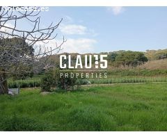 Conjunto de Masías en Venta en Sant Pol de Mar: Naturaleza, Historia y Exclusividad