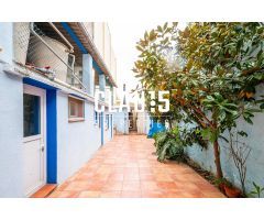 Casa en venta con patio en pleno centro de Palafolls