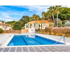 Casa en venta en Sant Pol de Mar, a solo 7 minutos a pie de la playa