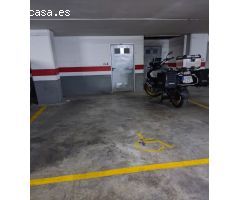 Se vende plaza de Garaje con trastero en residencial