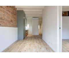 PRECIOSO PISO CON ENCANTO REFORMADO POR COMPLETO EN 2021, BALCÓN A CALLE PEATONAL A DOS PASOS DE LA