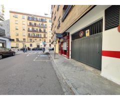 PARKING PARA MOTO JUNTO A PLAZA EINSTEINS