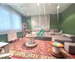 SE VENDE AMPLIO CHALET CON PISCINA Y 1500m PARCELA CERRADA A ESCASOS 10 MINUTOS DEL CENTRO DE LA CIU