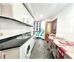 SE VENDE AMPLIO Y LUMINOSO PISO EN EL VEINTIJNO. REF 1291
