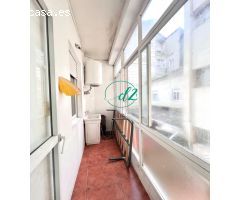 SE VENDE AMPLIO Y LUMINOSO PISO EN EL VEINTIJNO. REF 1291