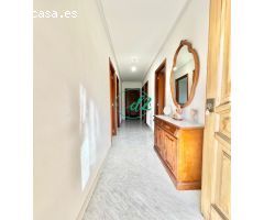 SE VENDE CASA CON 900m DE PARCELA PARA ENTRAR A VIVIR A ESCASOS 10 min DE LA CIUDAD. REF 1296