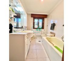 SE VENDE CASA CON 900m DE PARCELA PARA ENTRAR A VIVIR A ESCASOS 10 min DE LA CIUDAD. REF 1296
