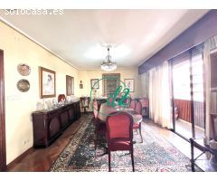 SINTECD2 VENDE: PISO DE 200m CON PLAZA DE GARAJE EN EL CENTRO. REF1309
