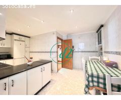 SINTECD2 VENDE: AMPLIO Y LUMINOSO PISO CON TRASTERO EN EL POSIO.REF 1328