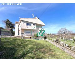 SINTECD2 VENDE: AMPLIO CHALET EN PARCELA DE 3.500m CON VISTAS PANORÁMICAS EN CELANOVA. REF1339