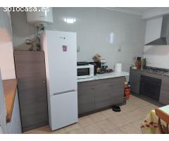 Bungalow en santa pola con terraza y piscina comunitaria