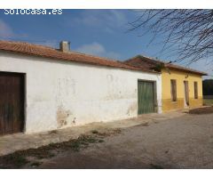 CASA DE CAMPO EN ARROBA DEL PALOMARES(CATRAL)