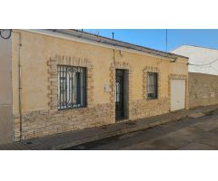 Casa de Pueblo en Venta en Huertas de Villena, Alicante
