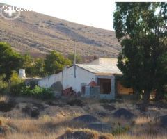 Casa con Gran extension de terreno para reformar