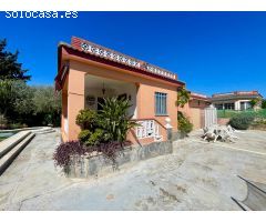 Chalet ideal para familias con vivienda principal, casa de invitados, piscina y zona ajardinada